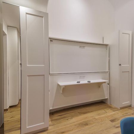Live Suite Napoli Экстерьер фото