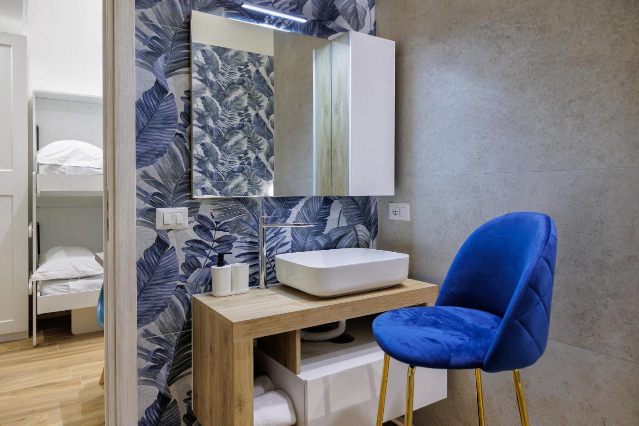 Live Suite Napoli Экстерьер фото