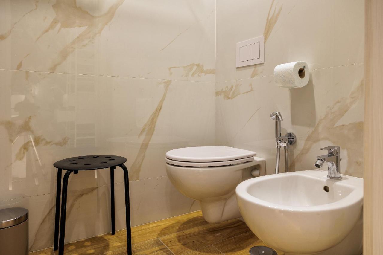 Live Suite Napoli Экстерьер фото