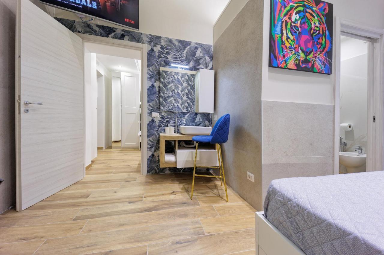 Live Suite Napoli Экстерьер фото