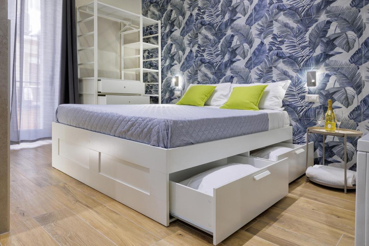 Live Suite Napoli Экстерьер фото