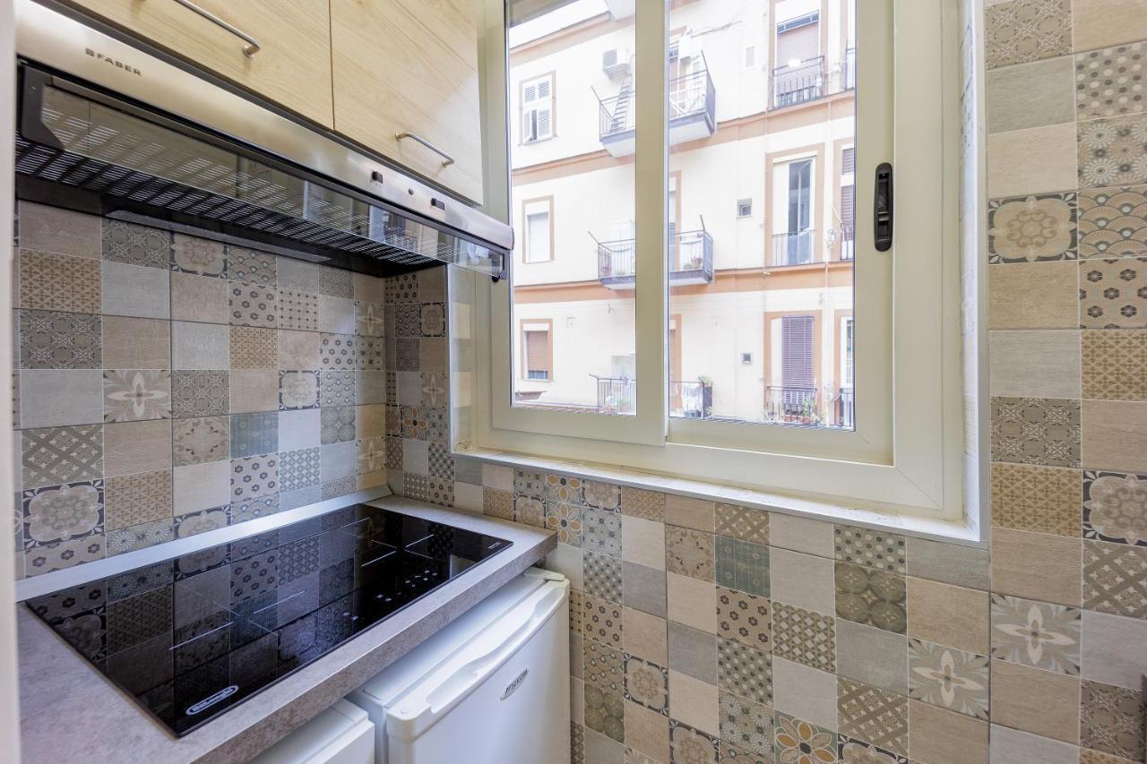 Live Suite Napoli Экстерьер фото